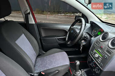 Хэтчбек Ford Fiesta 2008 в 