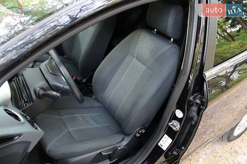 Хетчбек Ford Fiesta 2010 в Луцьку фото 36 Хетчбек Ford Fiesta 2010 в Луцьку