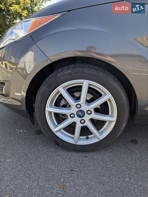 Хэтчбек Ford Fiesta 2018 в Киеве