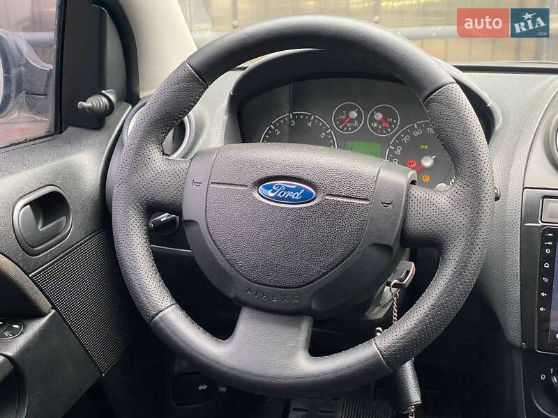 Хетчбек Ford Fiesta 2006 в Києві фото 14 Хетчбек Ford Fiesta 2006 в Києві