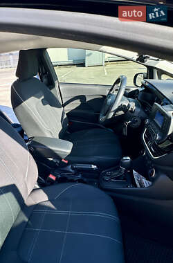 Хетчбек Ford Fiesta 2018 в  фото 8 Хетчбек Ford Fiesta 2018 в