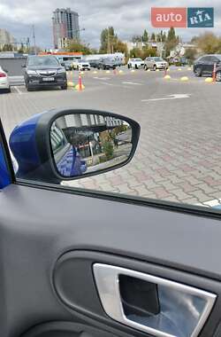 Хэтчбек Ford Fiesta 2014 в 