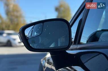 Хэтчбек Ford Fiesta 2018 в 