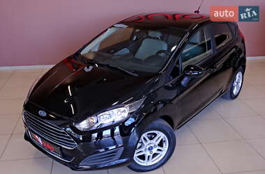 Хэтчбек Ford Fiesta 2018 в 