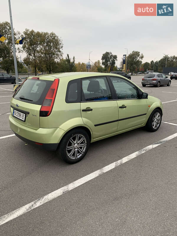 Хетчбек Ford Fiesta 2005 в Києві