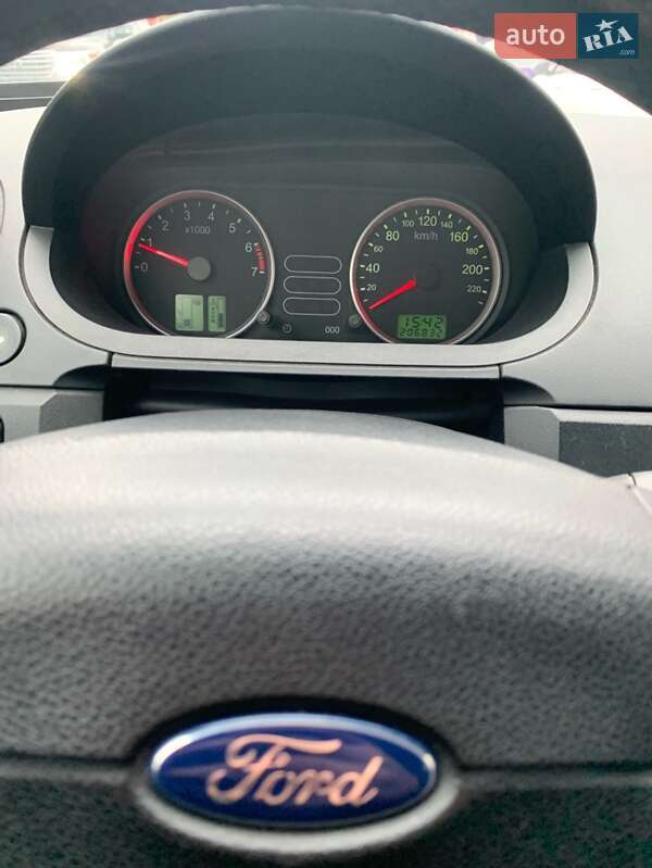 Хетчбек Ford Fiesta 2005 в Києві