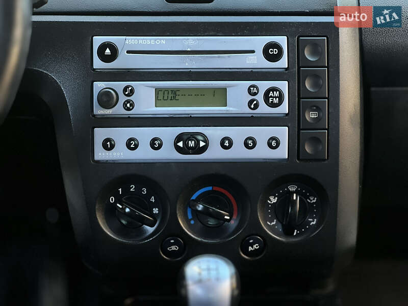 Хетчбек Ford Fiesta 2005 в Івано-Франківську фото 17 Хетчбек Ford Fiesta 2005 в Івано-Франківську