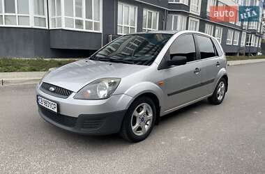 Хетчбек Ford Fiesta 2007 в  фото 2 Хетчбек Ford Fiesta 2007 в