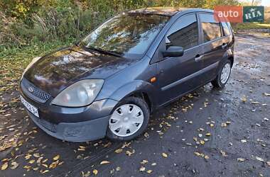 Хетчбек Ford Fiesta 2007 в  фото 5 Хетчбек Ford Fiesta 2007 в