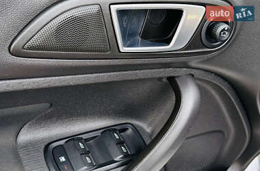 Хетчбек Ford Fiesta 2016 в  фото 26 Хетчбек Ford Fiesta 2016 в