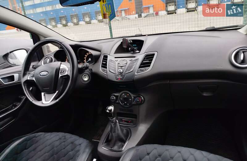 Хэтчбек Ford Fiesta 2016 в Борисполе фото 5 Хэтчбек Ford Fiesta 2016 в Борисполе