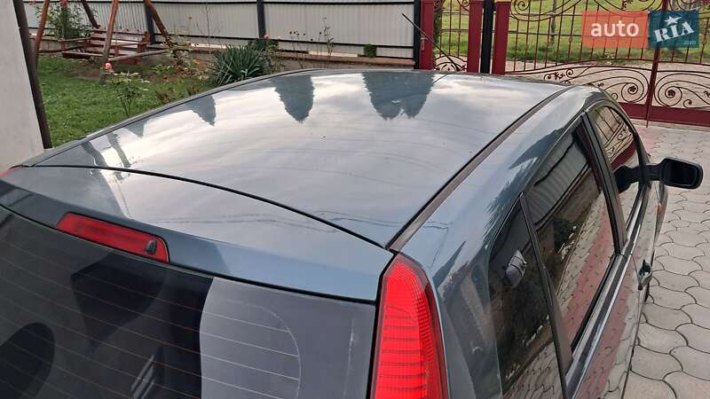 Хетчбек Ford Fiesta 2002 в Надвірній фото 16 Хетчбек Ford Fiesta 2002 в Надвірній