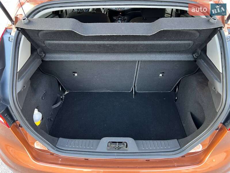 Хетчбек Ford Fiesta 2015 в Дніпрі фото 24 Хетчбек Ford Fiesta 2015 в Дніпрі