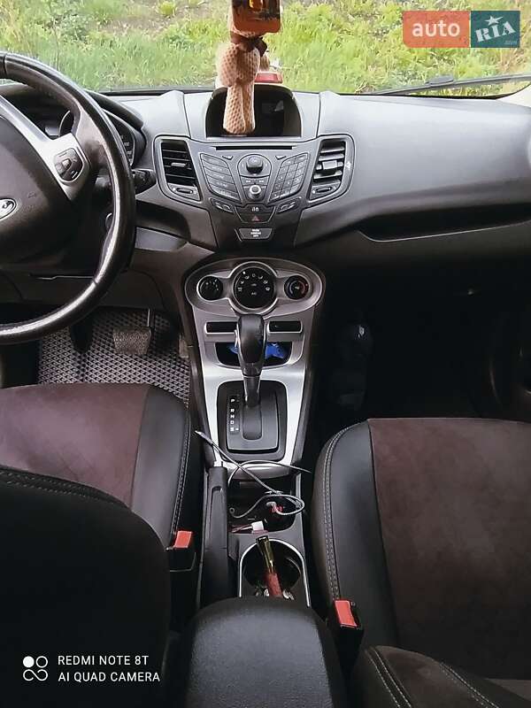 Седан Ford Fiesta 2014 в Хмельницькому