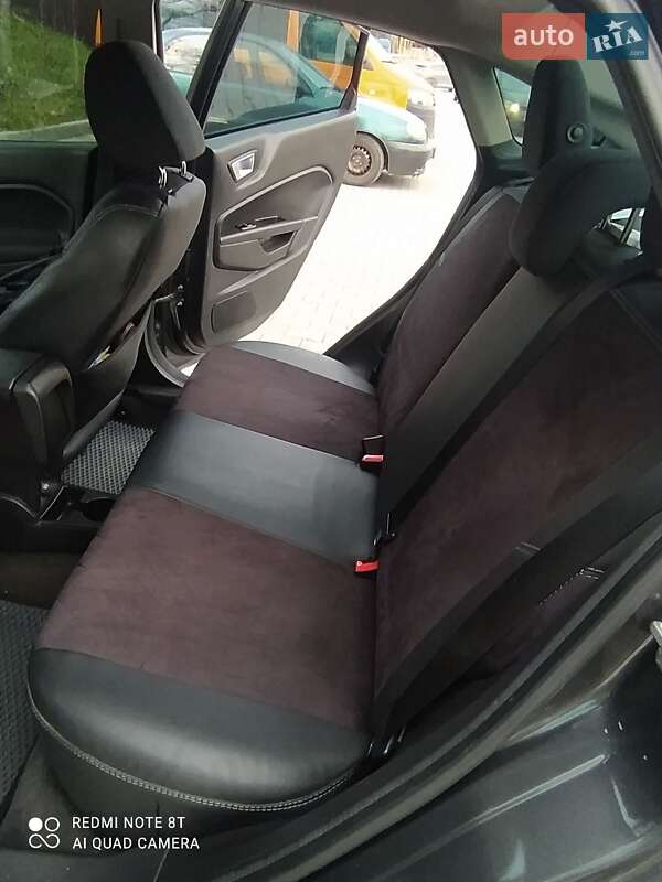 Седан Ford Fiesta 2014 в Хмельницькому