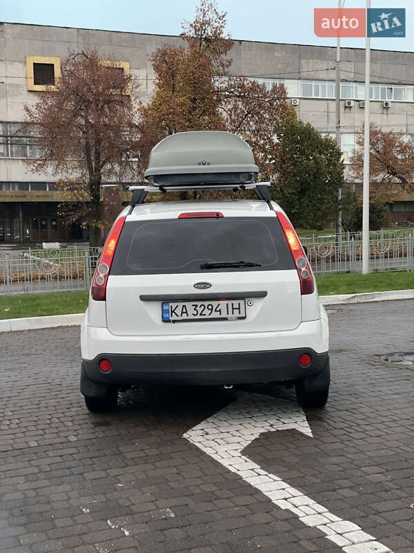 Хэтчбек Ford Fiesta 2007 в Киеве