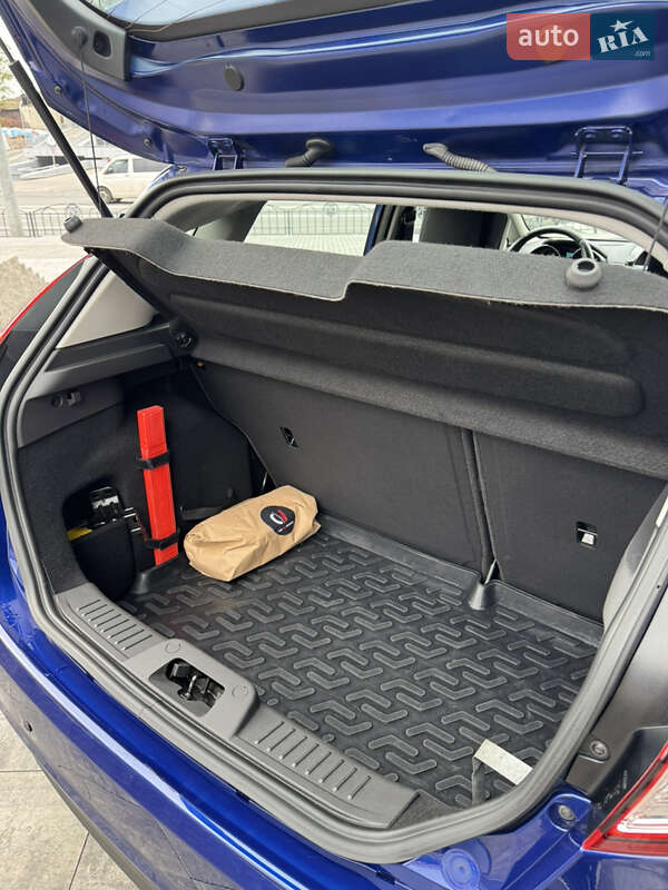 Хетчбек Ford Fiesta 2016 в Харкові