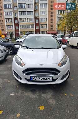 Хэтчбек Ford Fiesta 2018 в Вишневом