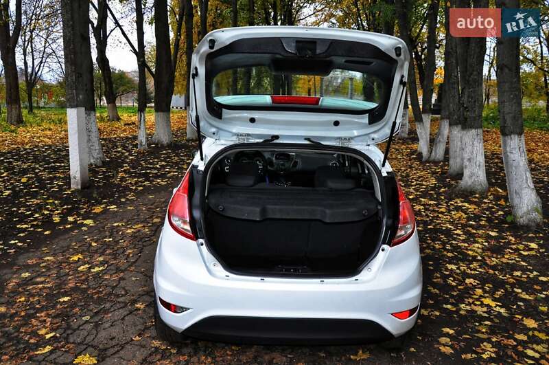 Хэтчбек Ford Fiesta 2013 в Полтаве фото 17 Хэтчбек Ford Fiesta 2013 в Полтаве
