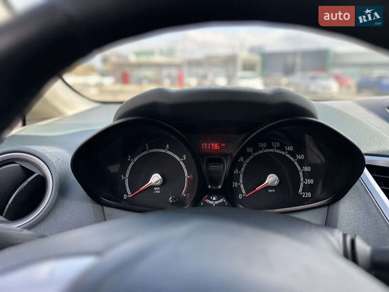 Хетчбек Ford Fiesta 2011 в Києві фото 11 Хетчбек Ford Fiesta 2011 в Києві