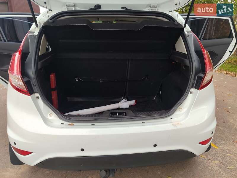 Хетчбек Ford Fiesta 2013 в Києві фото 14 Хетчбек Ford Fiesta 2013 в Києві
