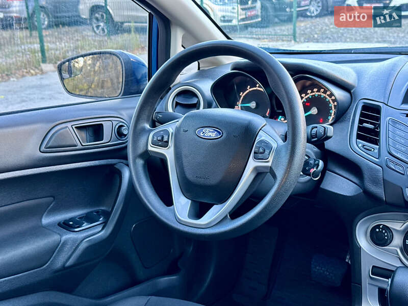 Хэтчбек Ford Fiesta 2018 в Киеве фото 34 Хэтчбек Ford Fiesta 2018 в Киеве