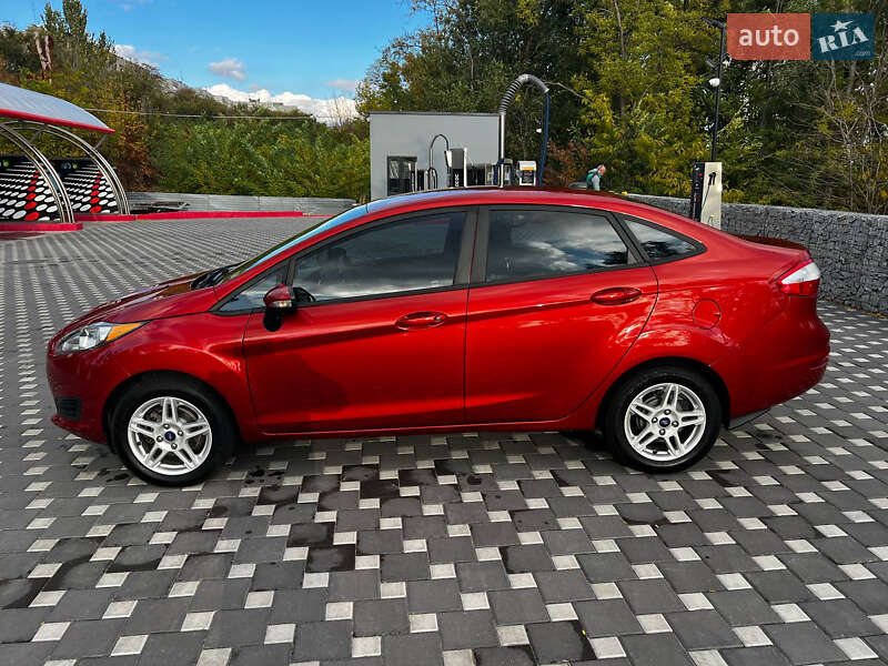 Седан Ford Fiesta 2018 в Запоріжжі