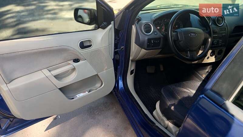 Хетчбек Ford Fiesta 2006 в Одесі фото 12 Хетчбек Ford Fiesta 2006 в Одесі