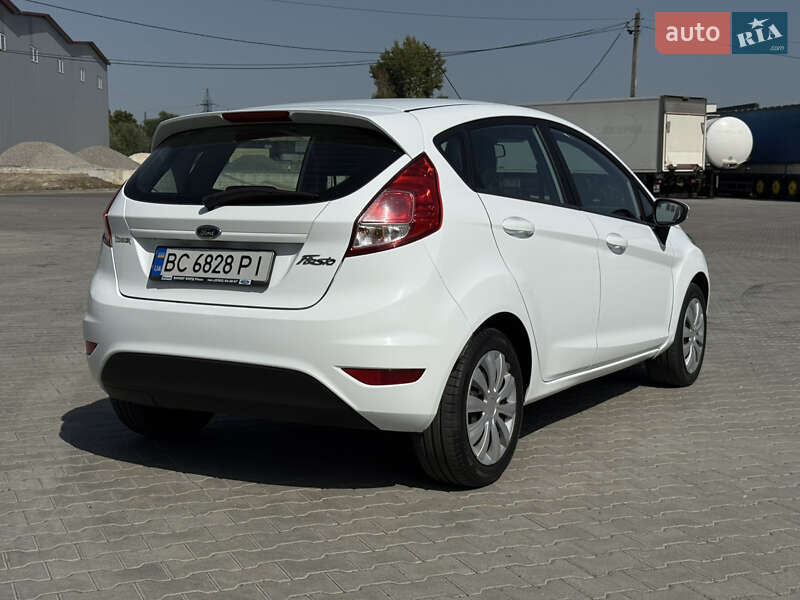 Хэтчбек Ford Fiesta 2016 в Львове фото 10 Хэтчбек Ford Fiesta 2016 в Львове