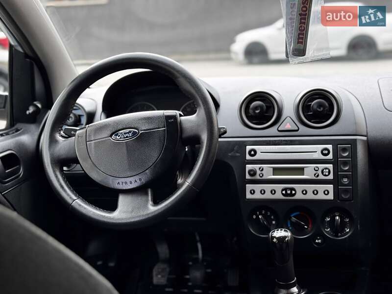 Хэтчбек Ford Fiesta 2005 в Ивано-Франковске фото 39 Хэтчбек Ford Fiesta 2005 в Ивано-Франковске