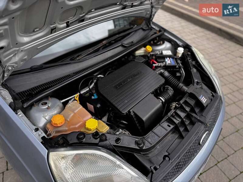 Хэтчбек Ford Fiesta 2005 в Ивано-Франковске фото 43 Хэтчбек Ford Fiesta 2005 в Ивано-Франковске