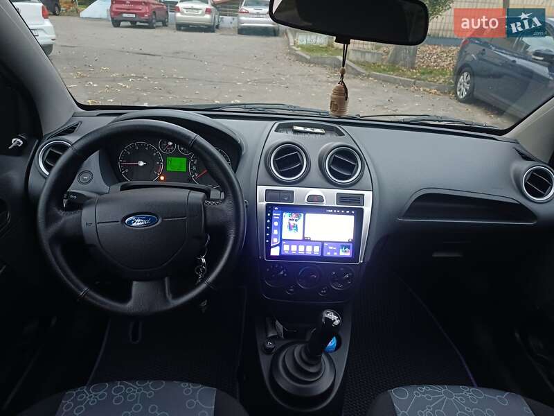 Хетчбек Ford Fiesta 2007 в Києві