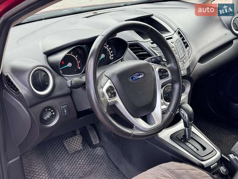 Седан Ford Fiesta 2016 в Виннице фото 17 Седан Ford Fiesta 2016 в Виннице