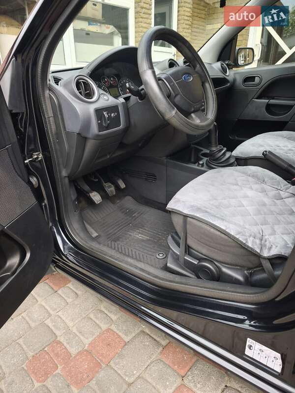 Хэтчбек Ford Fiesta 2006 в Днепре фото 5 Хэтчбек Ford Fiesta 2006 в Днепре