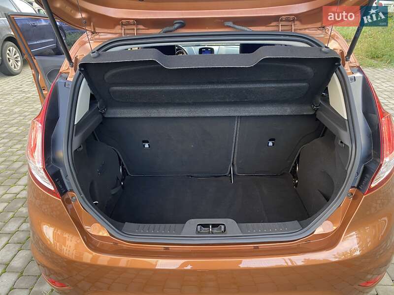 Хэтчбек Ford Fiesta 2015 в Ровно фото 12 Хэтчбек Ford Fiesta 2015 в Ровно