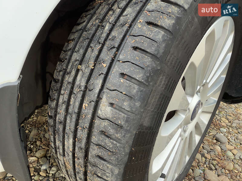 Хетчбек Ford Fiesta 2011 в Чернівцях