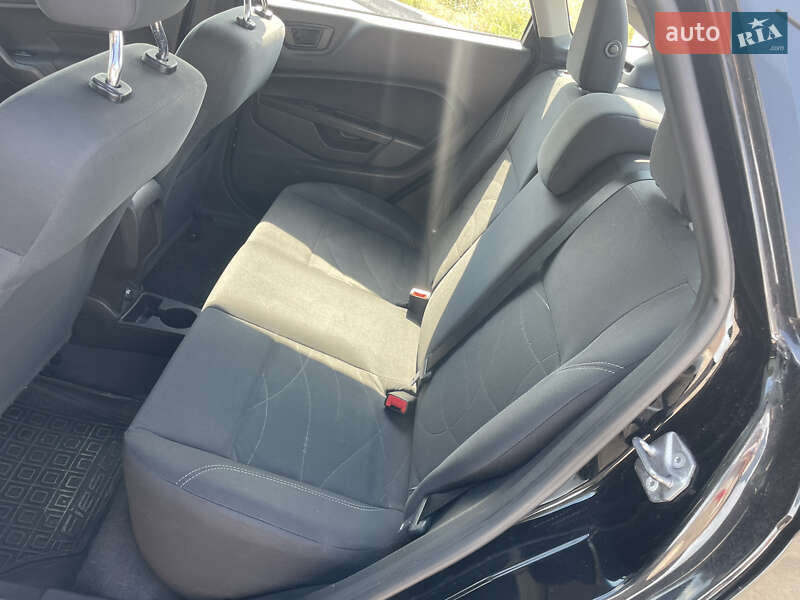 Седан Ford Fiesta 2018 в Каменском фото 15 Седан Ford Fiesta 2018 в Каменском