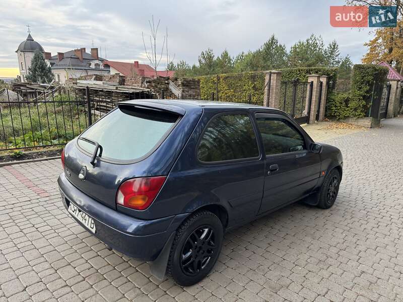 Хетчбек Ford Fiesta 2001 в Львові