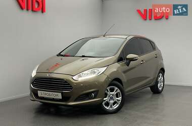 Хэтчбек Ford Fiesta 2014 в Киеве