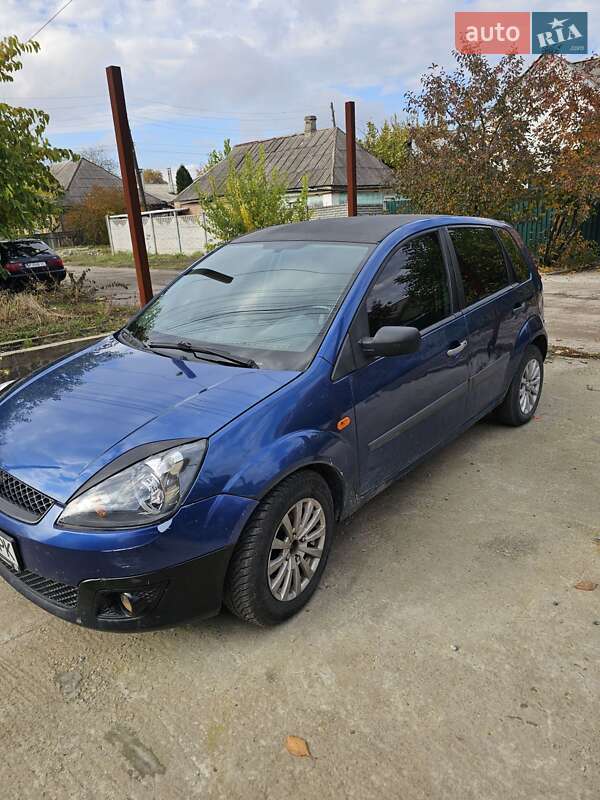 Хэтчбек Ford Fiesta 2008 в Запорожье
