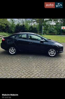 Седан Ford Fiesta 2018 в Івано-Франківську