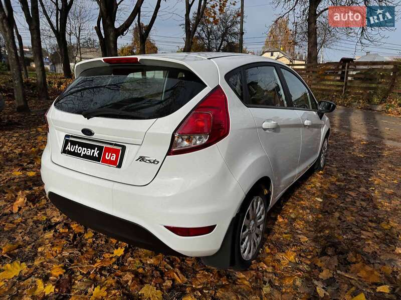 Хэтчбек Ford Fiesta 2017 в Киеве фото 6 Хэтчбек Ford Fiesta 2017 в Киеве