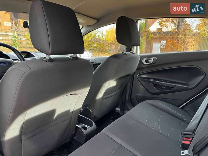 Хэтчбек Ford Fiesta 2017 в Киеве фото 23 Хэтчбек Ford Fiesta 2017 в Киеве