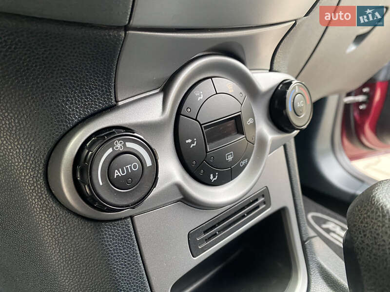 Хэтчбек Ford Fiesta 2011 в Одессе фото 62 Хэтчбек Ford Fiesta 2011 в Одессе