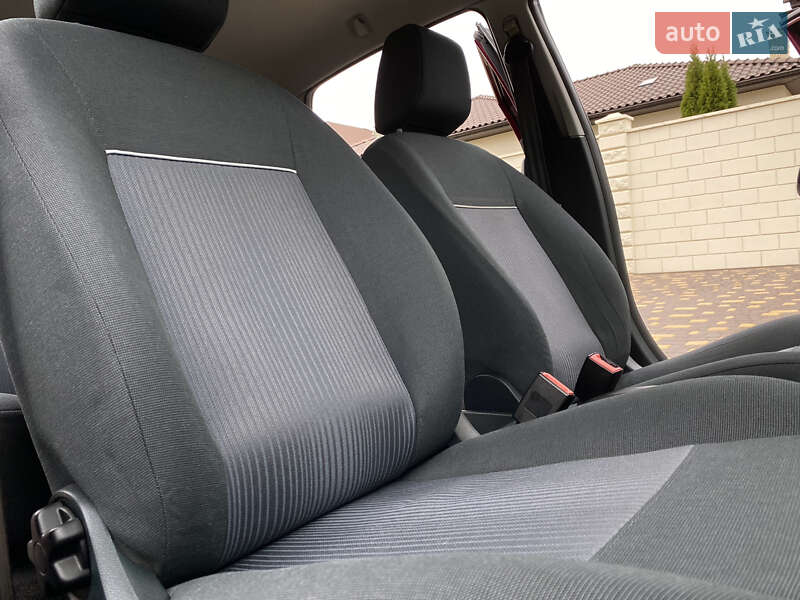 Хэтчбек Ford Fiesta 2011 в Одессе фото 67 Хэтчбек Ford Fiesta 2011 в Одессе