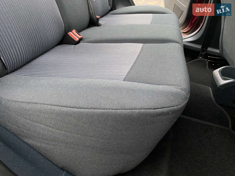 Хэтчбек Ford Fiesta 2011 в Одессе фото 74 Хэтчбек Ford Fiesta 2011 в Одессе