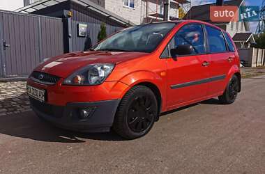 Хэтчбек Ford Fiesta 2008 в Киеве