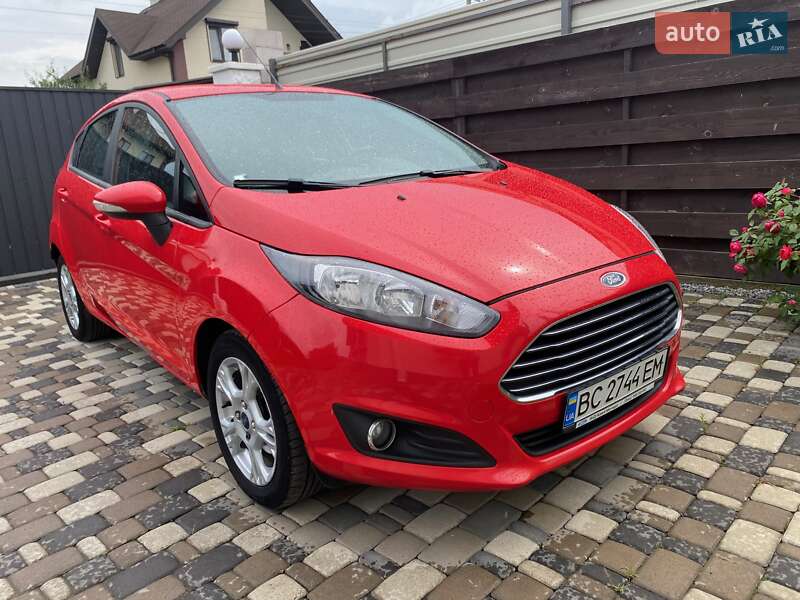 Хэтчбек Ford Fiesta 2015 в Киеве фото 17 Хэтчбек Ford Fiesta 2015 в Киеве
