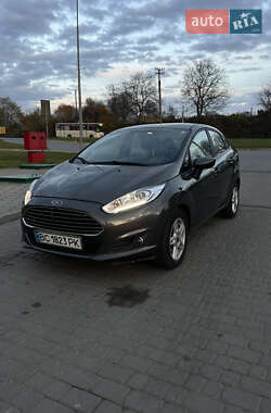 Седан Ford Fiesta 2017 в Львове