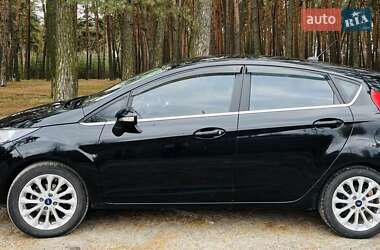 Хетчбек Ford Fiesta 2017 в Сумах